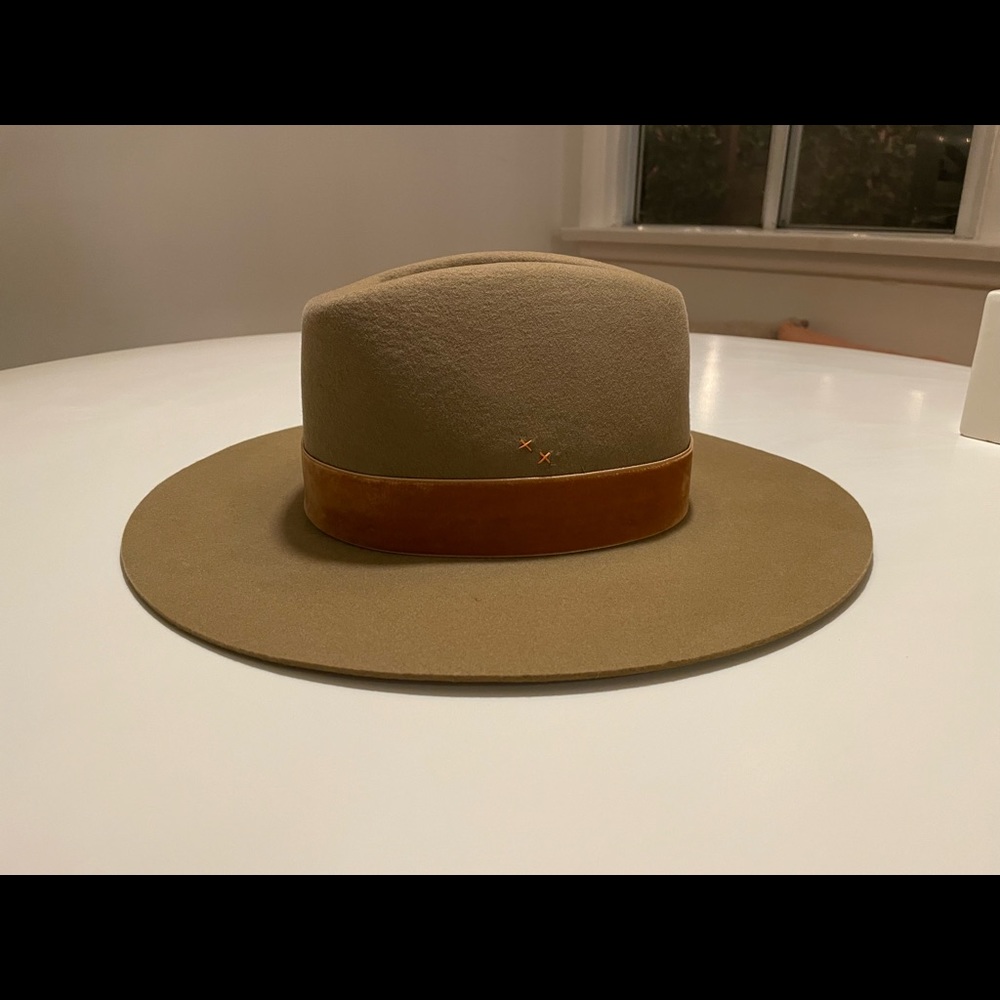 Brand New Lack of Color Hat!! It was too large and too expensive to return.